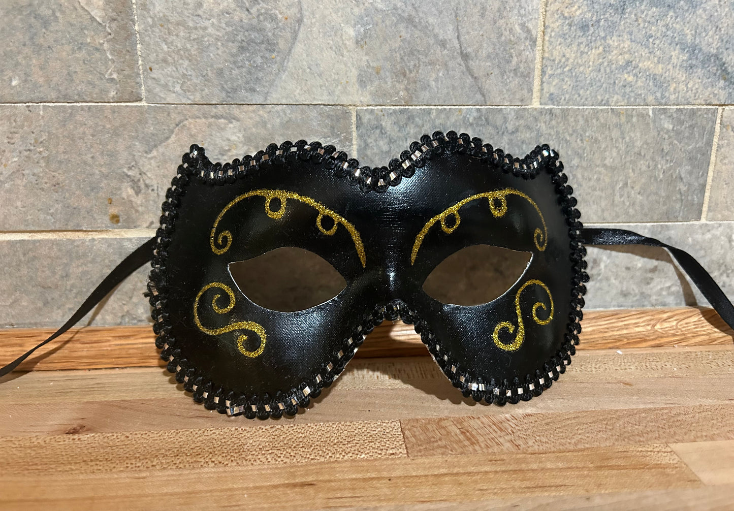 Fancy Lace and Feather Face Masks - MISS LESTER'S