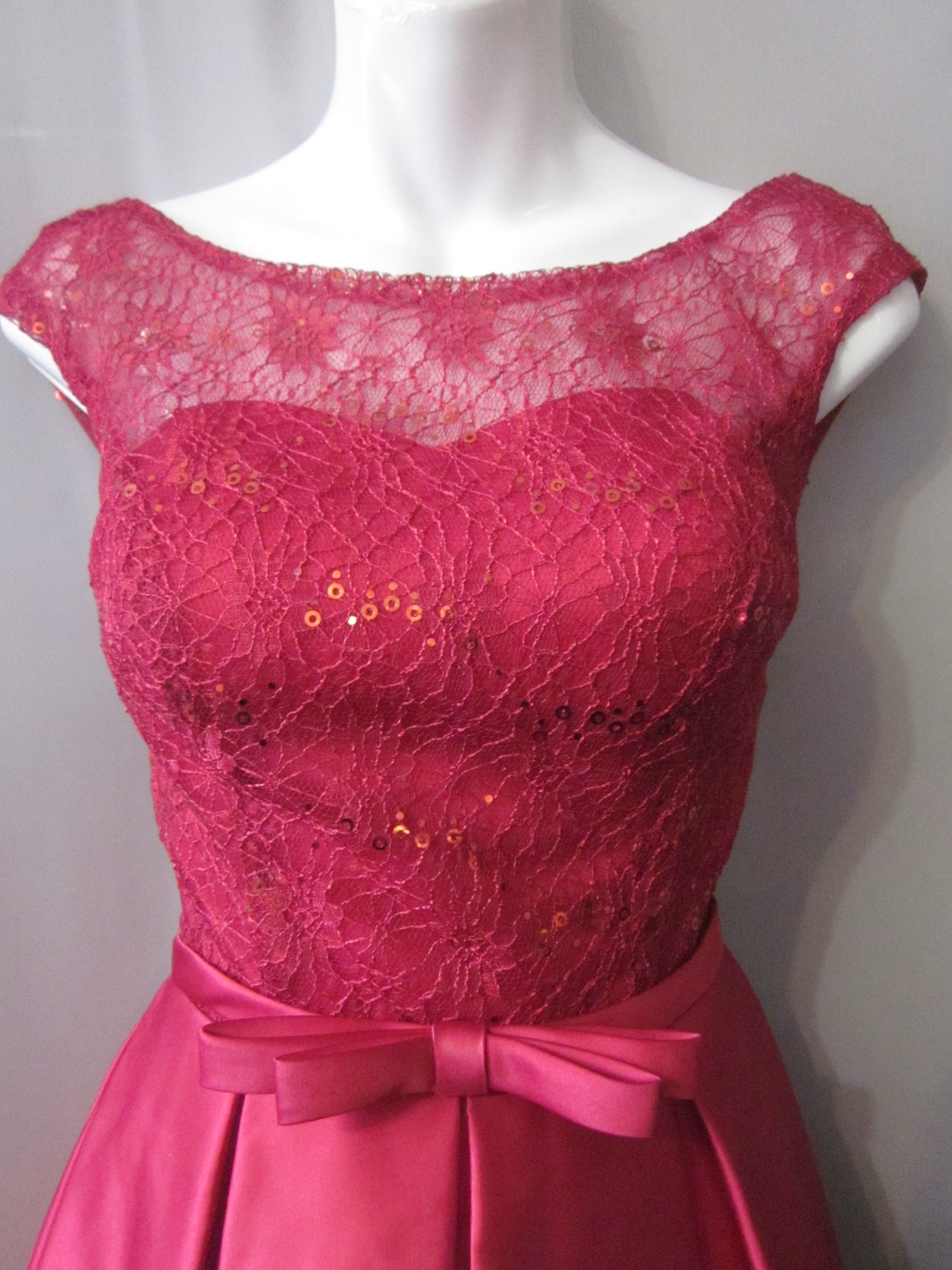 Short Prom/Grad Dress Size XS Style 4222 - MISS LESTER'S