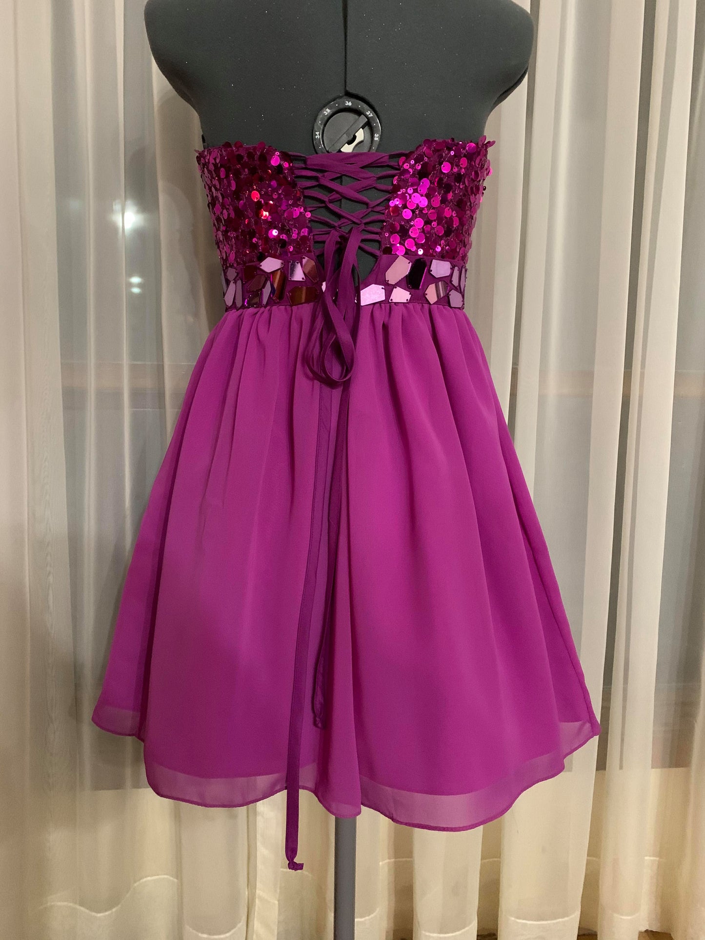 Jolene Size XS Style 6023 - MISS LESTER'S