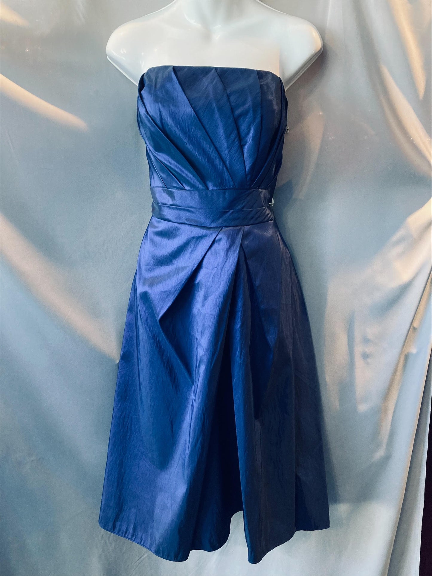 Romantic Bridal Dress Size 12 Style 6159 - MISS LESTER'S
