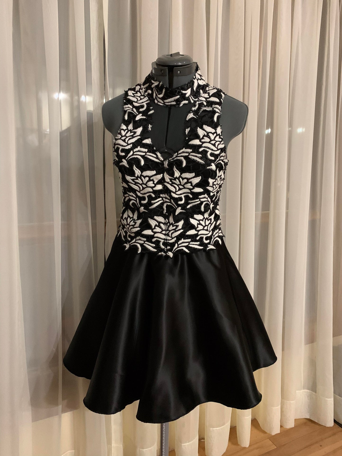 Formal Dress Size Small Style 7705 - MISS LESTER'S