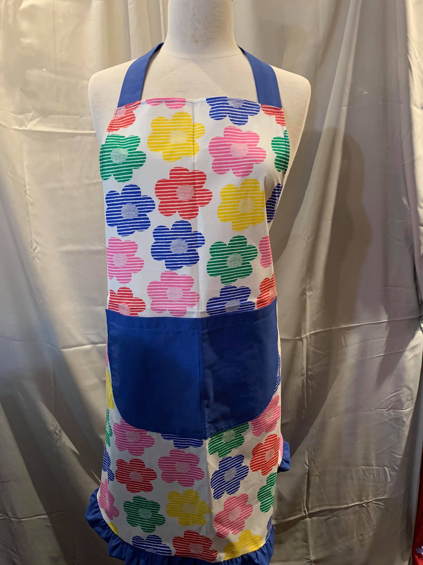 Floral Apron With Blue Pocket One Size Style AP06 - MISS LESTER'S