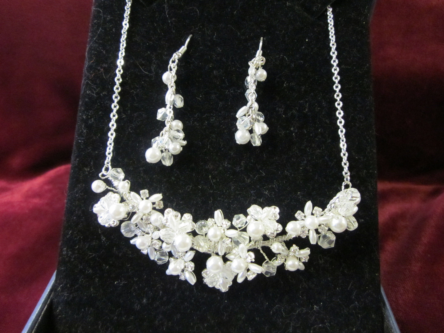 BRIDAL CLASSICS JEWELLERY SET STYLE ME-82 - MISS LESTER'S