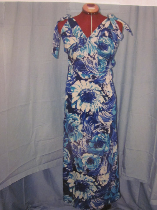 Small Adult 70's Female Costume 80 - MISS LESTER'S 