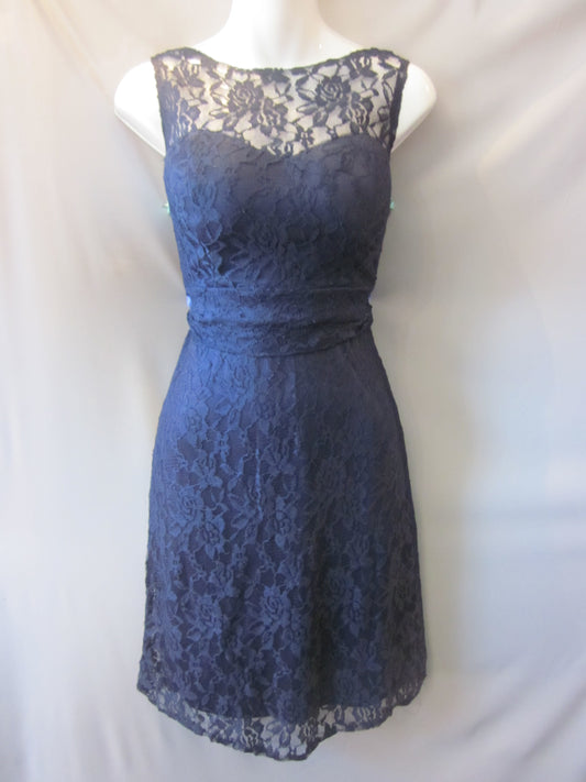 Short Lace Sweetheart & Open Back Dress Size 8 Style B770 - MISS LESTER'S 