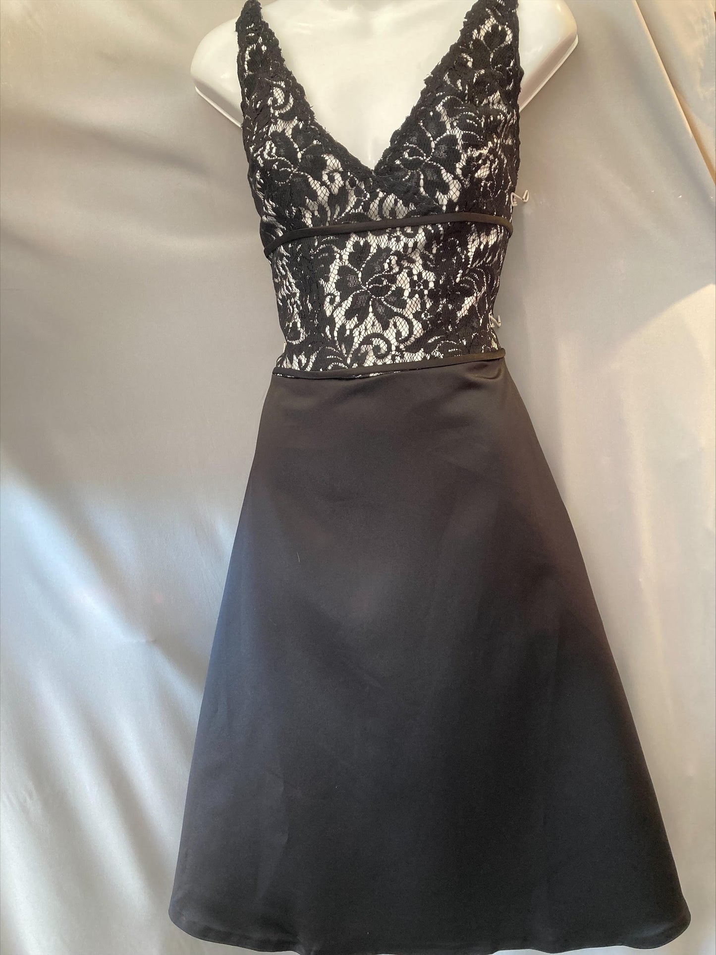 Impression Size 10 Style 1759 - MISS LESTER'S 