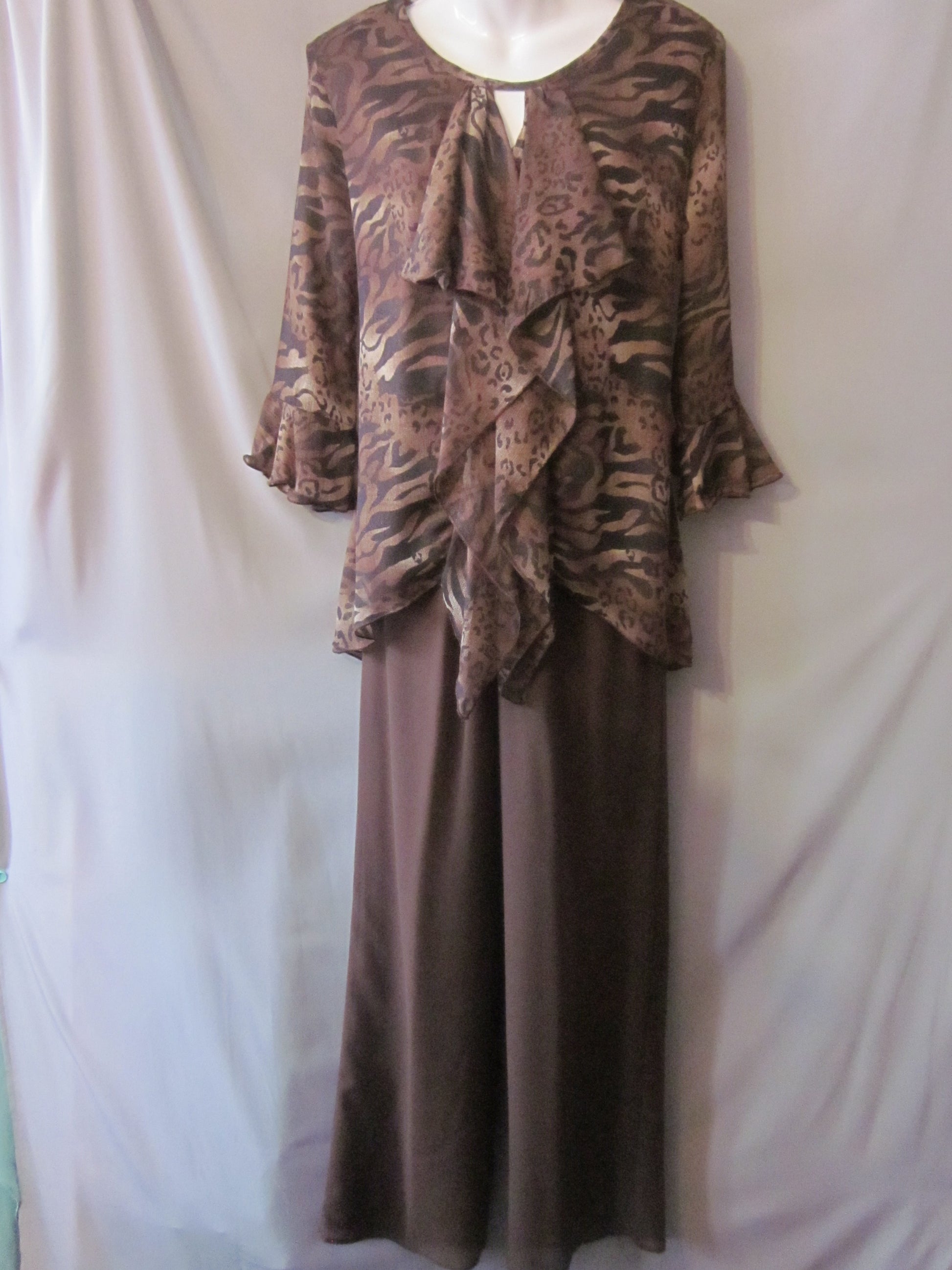 Pantsuit Size Large Style 3932 - MISS LESTER'S 