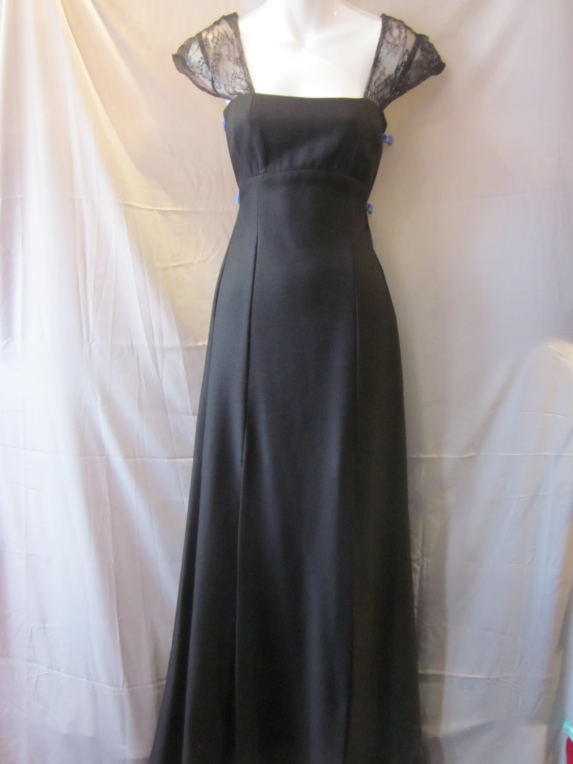 PV Long Dress Size Medium Style 504042 - MISS LESTER'S 