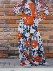 B52    60'S Female Costume Medium