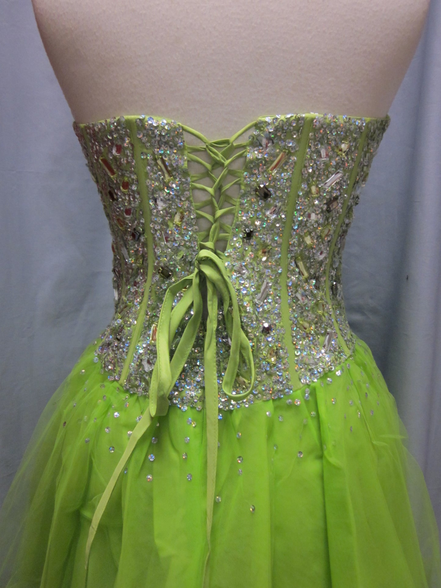 Jolene Size XL Style 2660